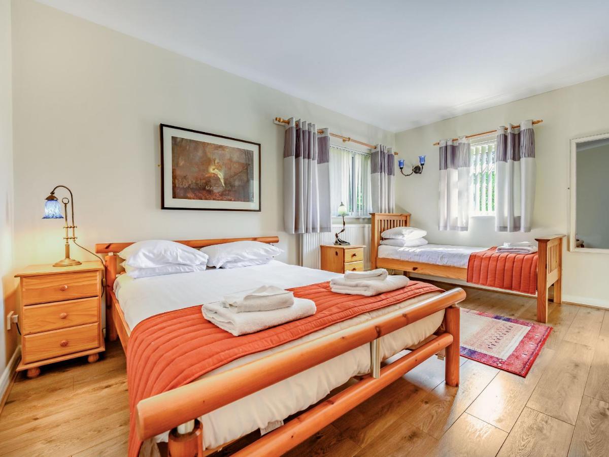 Eden House Villa อัลเวอร์สตัน ภายนอก รูปภาพ
